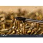 Саморезы жёлт. универсальные